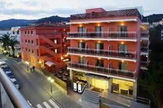 Tossa Beach Hotel ตอสซาเดมาร์ ภายนอก รูปภาพ